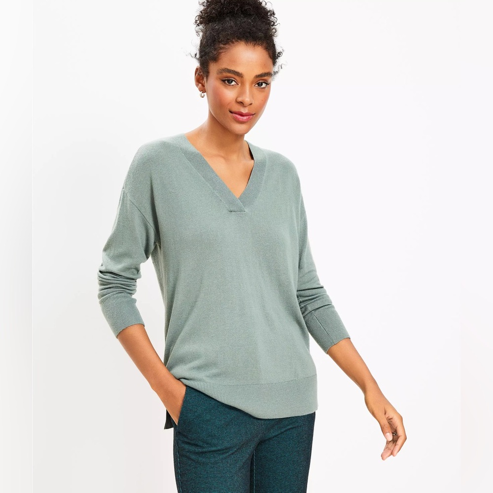 LOFT V-Neck Tunic Sweater